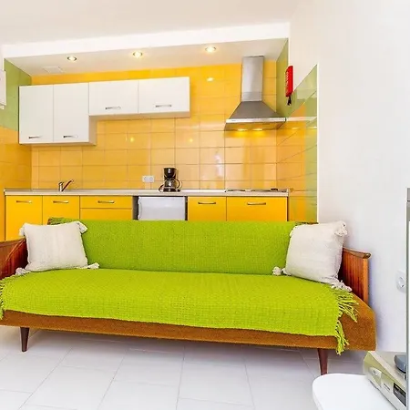 Victoriatus Apartment *